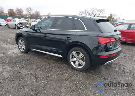 2018 Audi Q5 2.0T Premium/2.0T Tech Premium z USA, uszkodzony, nr VIN WA1BNAFY0J2224429